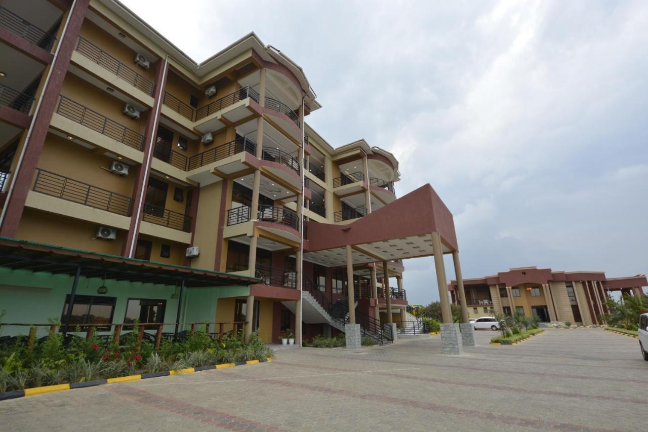 Las Vegas Garden Hotel Mbarara Extérieur photo