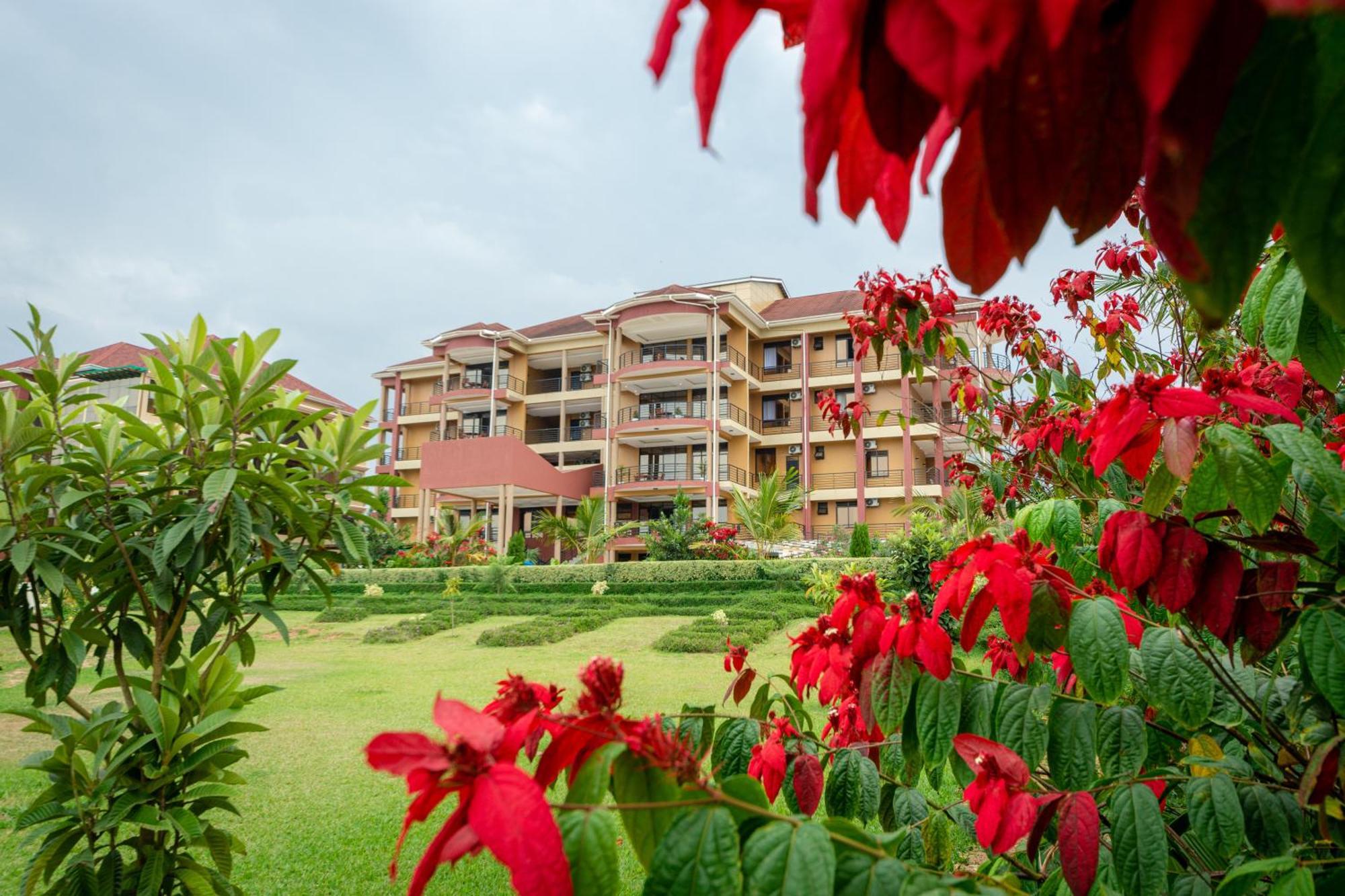 Las Vegas Garden Hotel Mbarara Extérieur photo